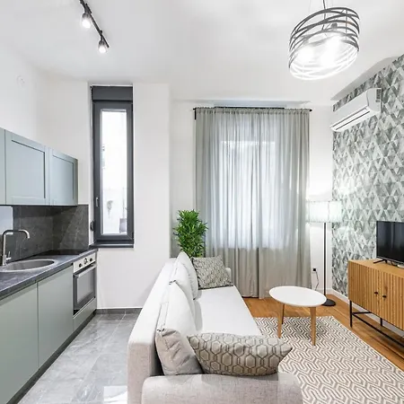 Vertigo One Bedroom - Free Private Parking-fast Wi-fi *