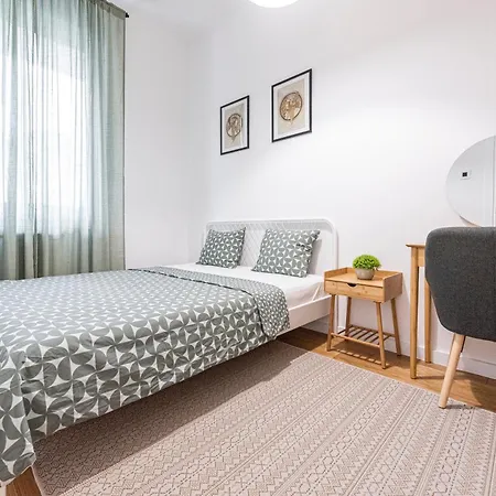 דירה Vertigo One Bedroom - Free Private Parking-fast Wi-fi *
